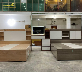 BÀN NHỰA TRANG ĐIỂM TD015