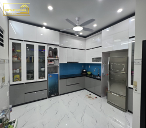 TỦ BẾP NHỰA PICOMAT PHỦ ACRYLIC TBA007