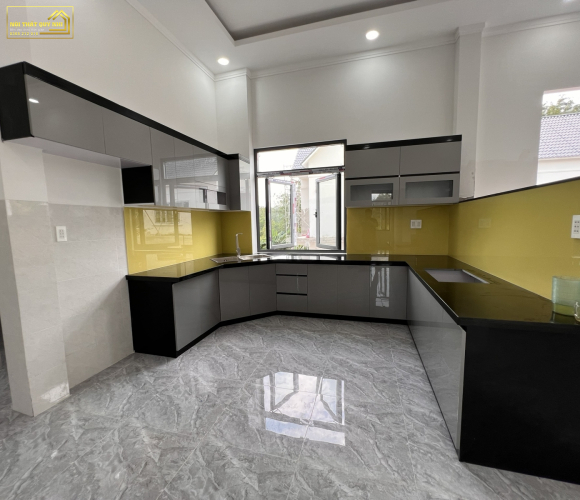 TỦ BẾP NHỰA PICOMAT PHỦ ACRYLIC TBA005